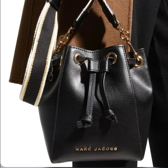 Authentic THE MARC JACOBS Leather Drawstring bucket bag - Picture 14 of 16